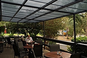 The beer garden - Daintree Village Hotel